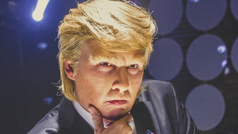 “The Art of the Deal” apresenta Johnny Depp como Donald Trump