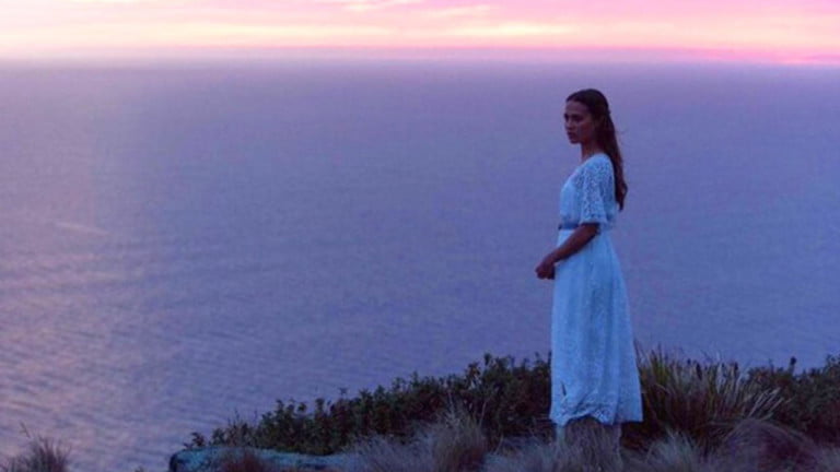Primeiro trailer de “The Light Between Oceans” com Fassbender e Vikander