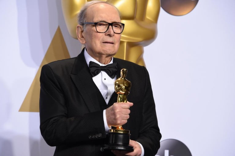 500 bandas sonoras depois, Ennio Morricone ganhou um Óscar!