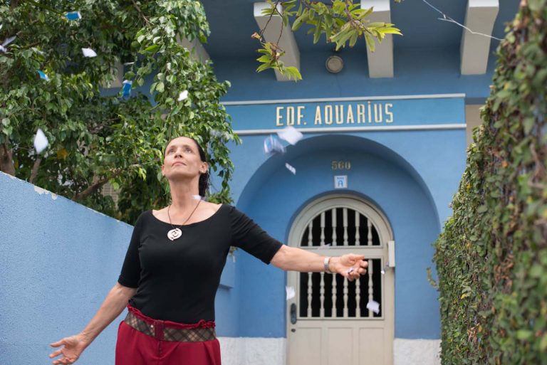 Primeiro trailer de “Aquarius”, protagonizado por Sonia Braga