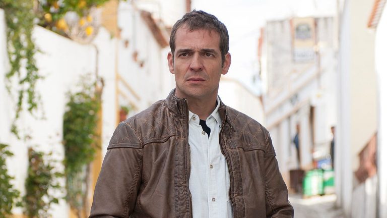 Pêpê Rapazote como barão de droga em “Narcos”