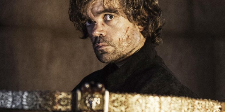Peter Dinklage de cabelo vermelho alimenta rumores sobre “Infinity War”