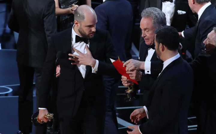 Óscares 2017: “Moonlight” leva prémio de MELHOR FILME depois de ERRO na cerimónia