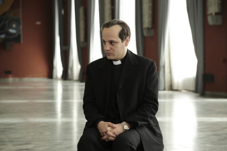 Crítica: “Francisco – O Papa do Povo” de Daniele Luchetti