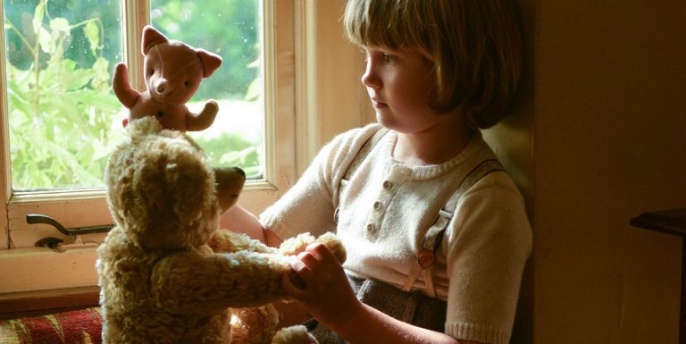 “Goodbye Christopher Robin” é um tributo à criação do Winnie the Pooh e já tem TRAILER