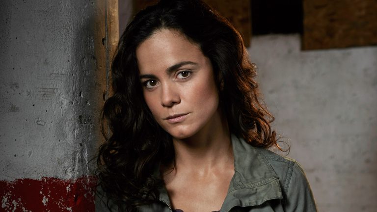 Alice Braga substitui Rosario Dawson em “Novos Mutantes”