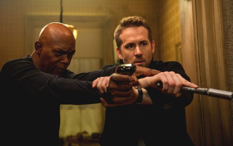 Reynolds e L. Jackson lutam no novo clip de “The Hitman’s Bodyguard”