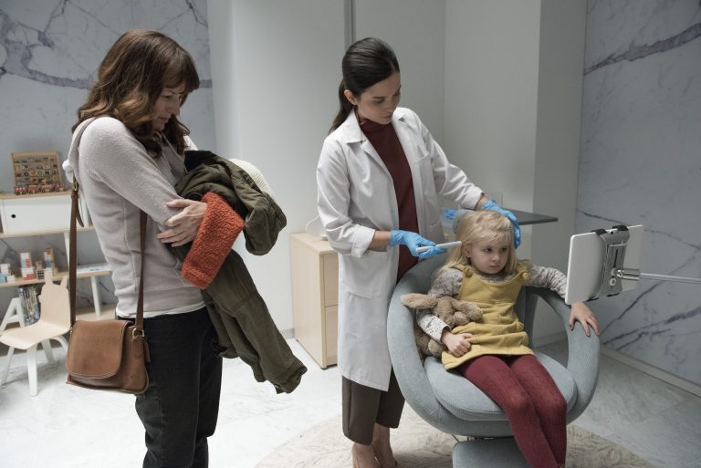 Black Mirror | Foi lançado um novo trailer do episódio “Arkangel”