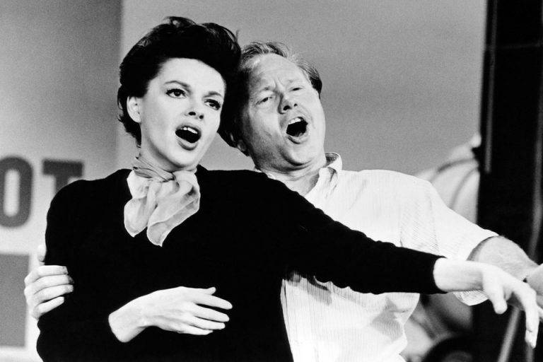 Judy – Revelada imagem de Renée Zellweger como Judy Garland
