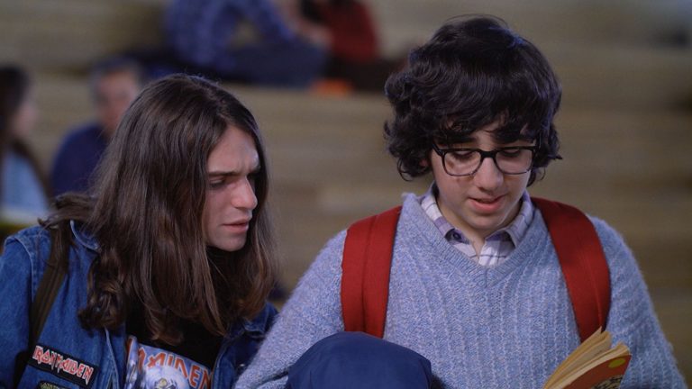 RTP1 exibe hoje o último capítulo de “1986”