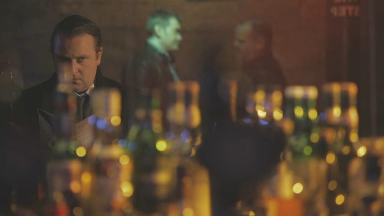 Saiu o primeiro trailer oficial do filme britânico “Blood’s A Rover”