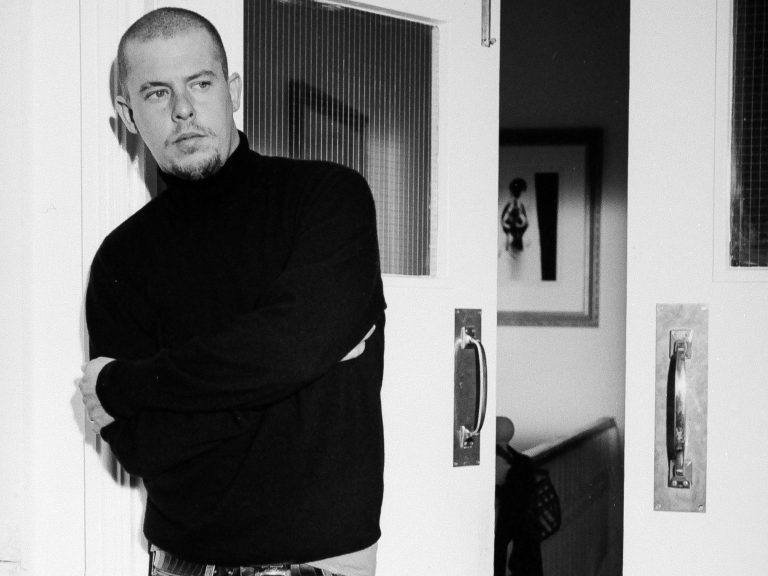 McQueen – O Rebelde com uma Agulha
