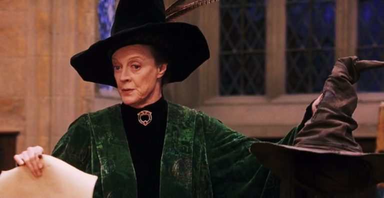 Minerva McGonagall em Monstros Fantásticos: Os Crimes de Grindelwald
