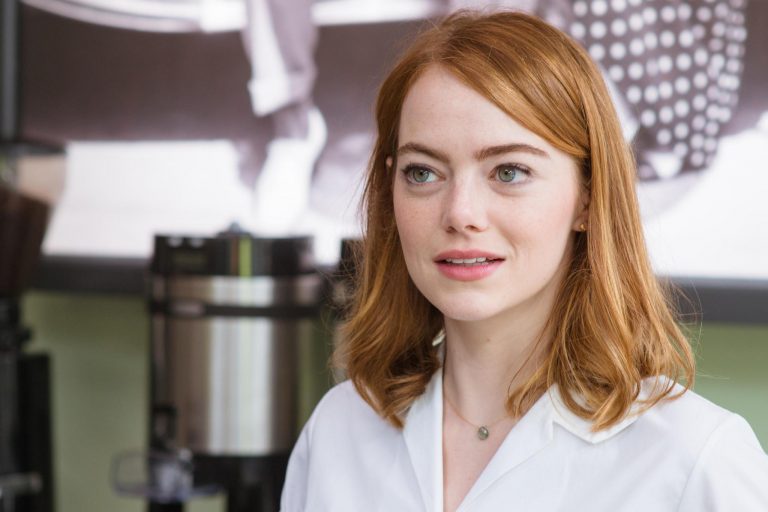 Filme sobre Cruella de Vil com Emma Stone ganha luz verde e realizador