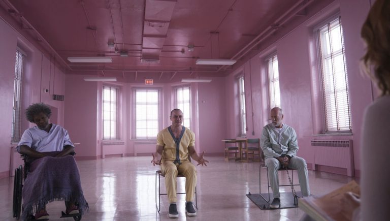 “Glass” – A desinspirada lição de BD