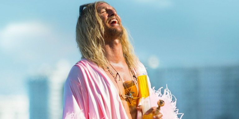 The Beach Bum – A Vida Numa Boa
