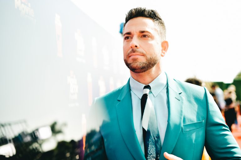 As personagens que levaram Zachary Levi ao estrelato