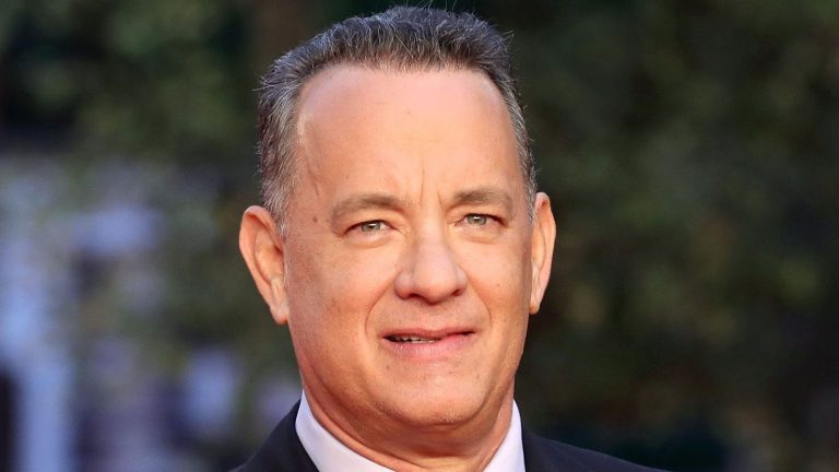 Tom Hanks veste o fato de astronauta de… Major Matt Mason