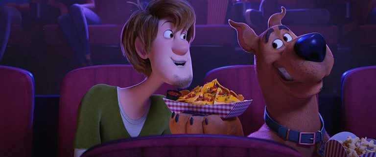Shaggy Rogers e Scooby-Doo estão em apuros no novo trailer de Scooby!