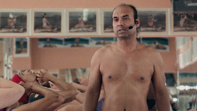 Binge Portugal #19 – Bikram: Yogi, Guru, Predator