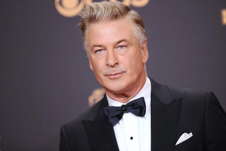 Recompensa pela cabeça de Alec Baldwin, no filme Rust