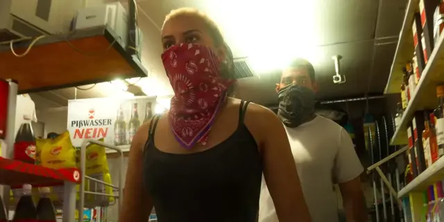 Lucia e Jason em um Assalto em GTA 6