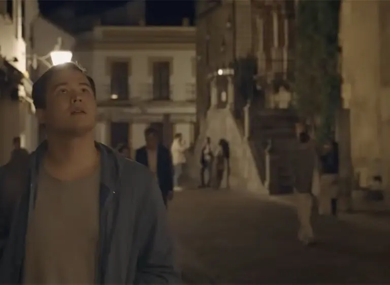 ‘Sana Sinabi Mo’: Juan Karlos Viaja para Espanha na Nova Aventura da Netflix