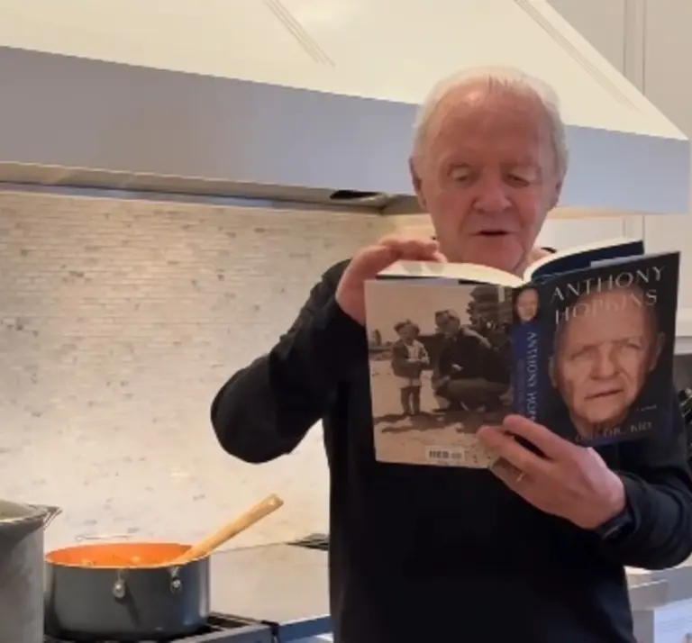 We Did OK, Kid: A Memoir by Anthony Hopkins – O Legado de uma Lenda