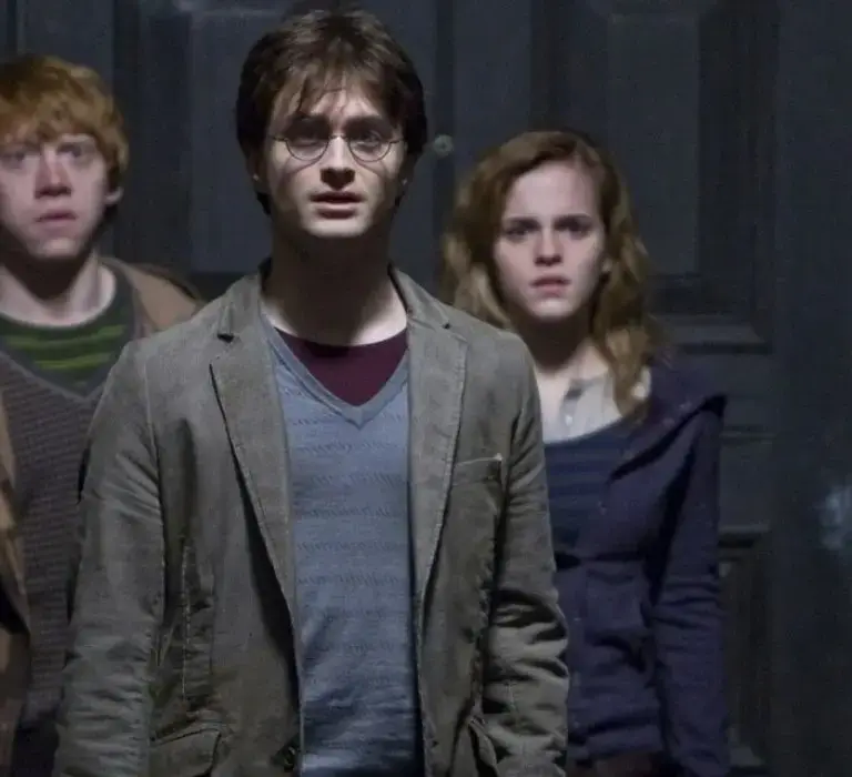 O Regresso de Voldemort em ‘Harry Potter e o Cálice de Fogo’: Uma Cena de Terror que Mudou Tudo