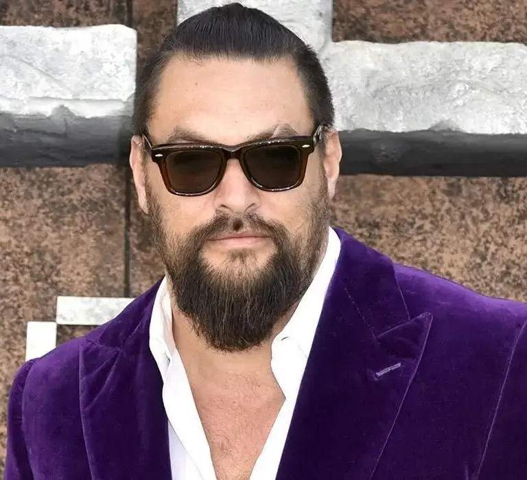 Wolves: O Filme de Lobo de Jason Momoa Ressurge em 2025 na Tubi