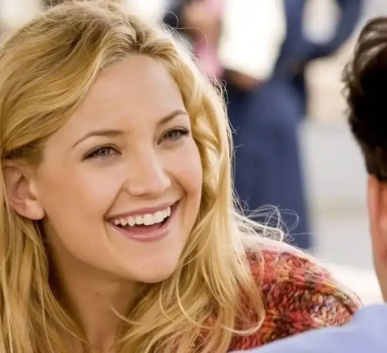 Kate Hudson Brilha em Song Sung Blue: A Promessa Não Cumprida de Almost Famous Retomada