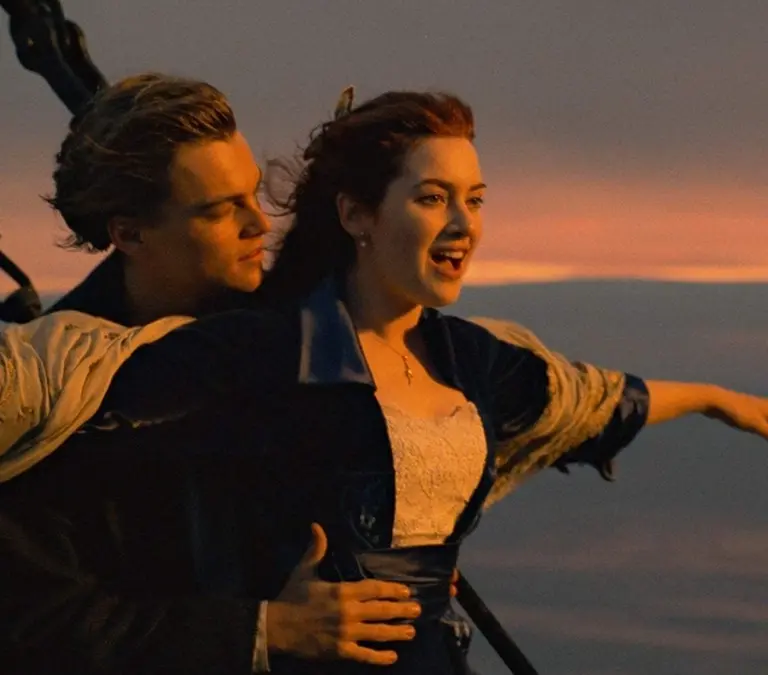 A Sopa Mortal de Titanic: O Mistério Que Envenenou Mais de 60 Pessoas