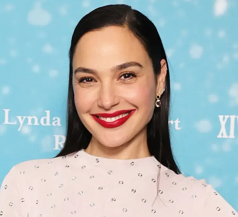 Gal Gadot Pode Ser a Nova Heroína em Recovery Agent – Paramount Lança Adaptação