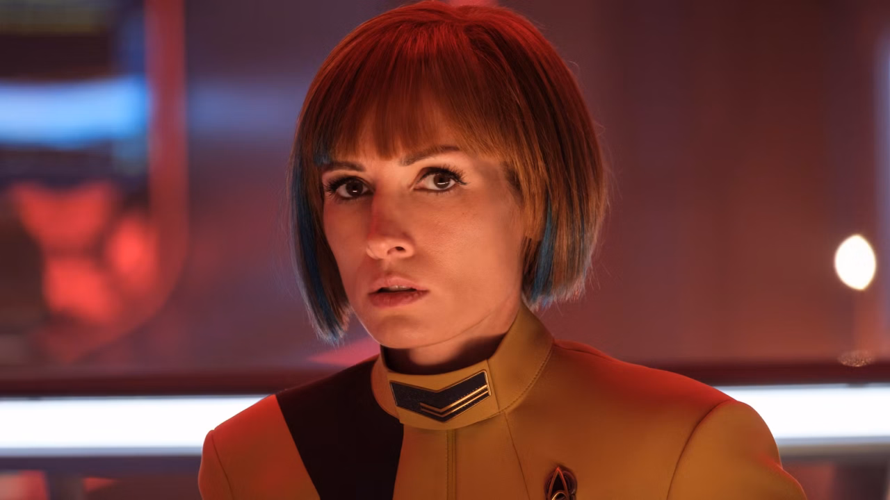 Rebecca Quin como Lt. Ya em Star Trek: Starfleet Academy